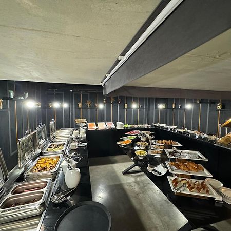 Your Sunshine Apartments Батуми Екстериор снимка