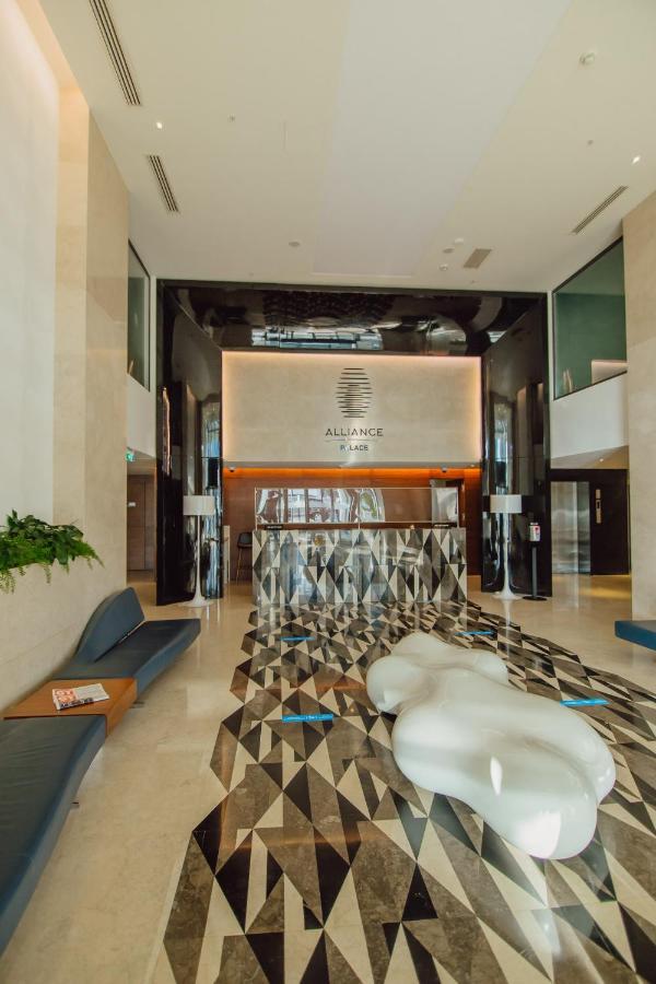 Your Sunshine Apartments Батуми Екстериор снимка