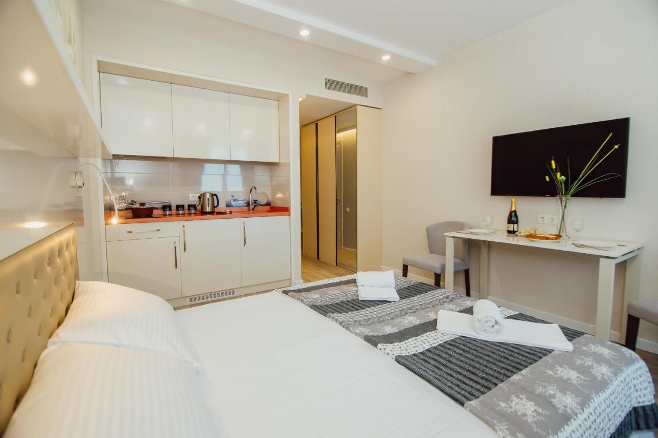 Your Sunshine Apartments Батуми Екстериор снимка