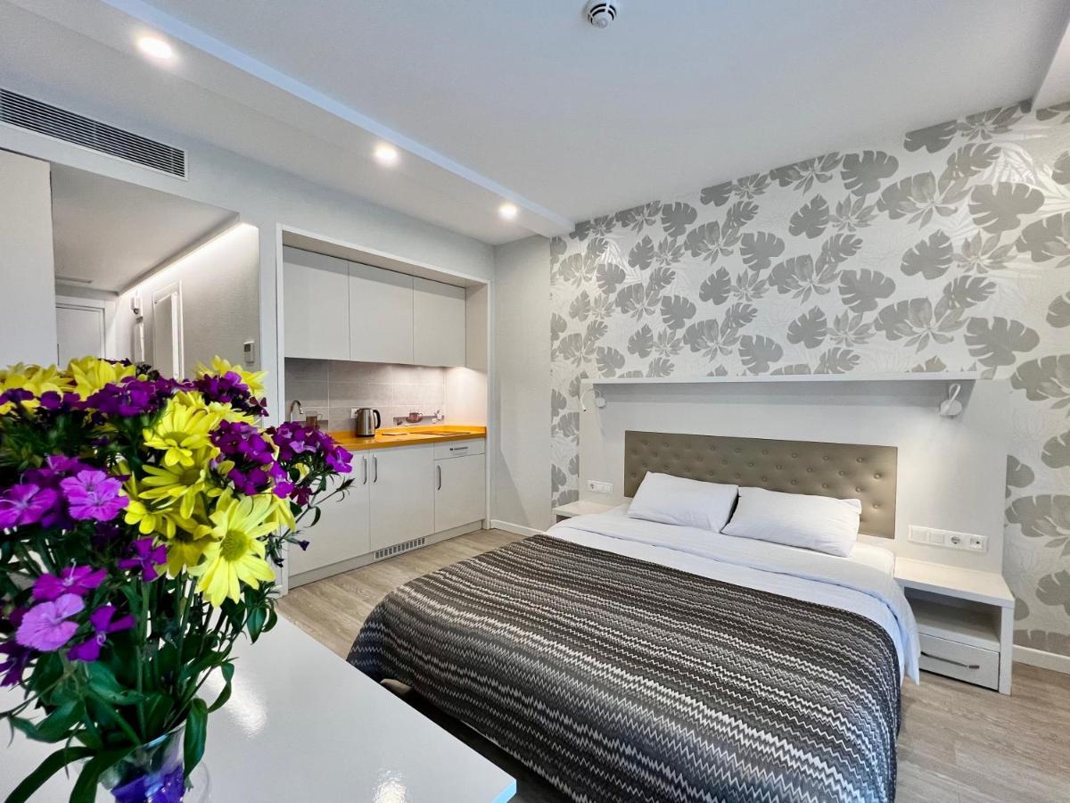 Your Sunshine Apartments Батуми Екстериор снимка