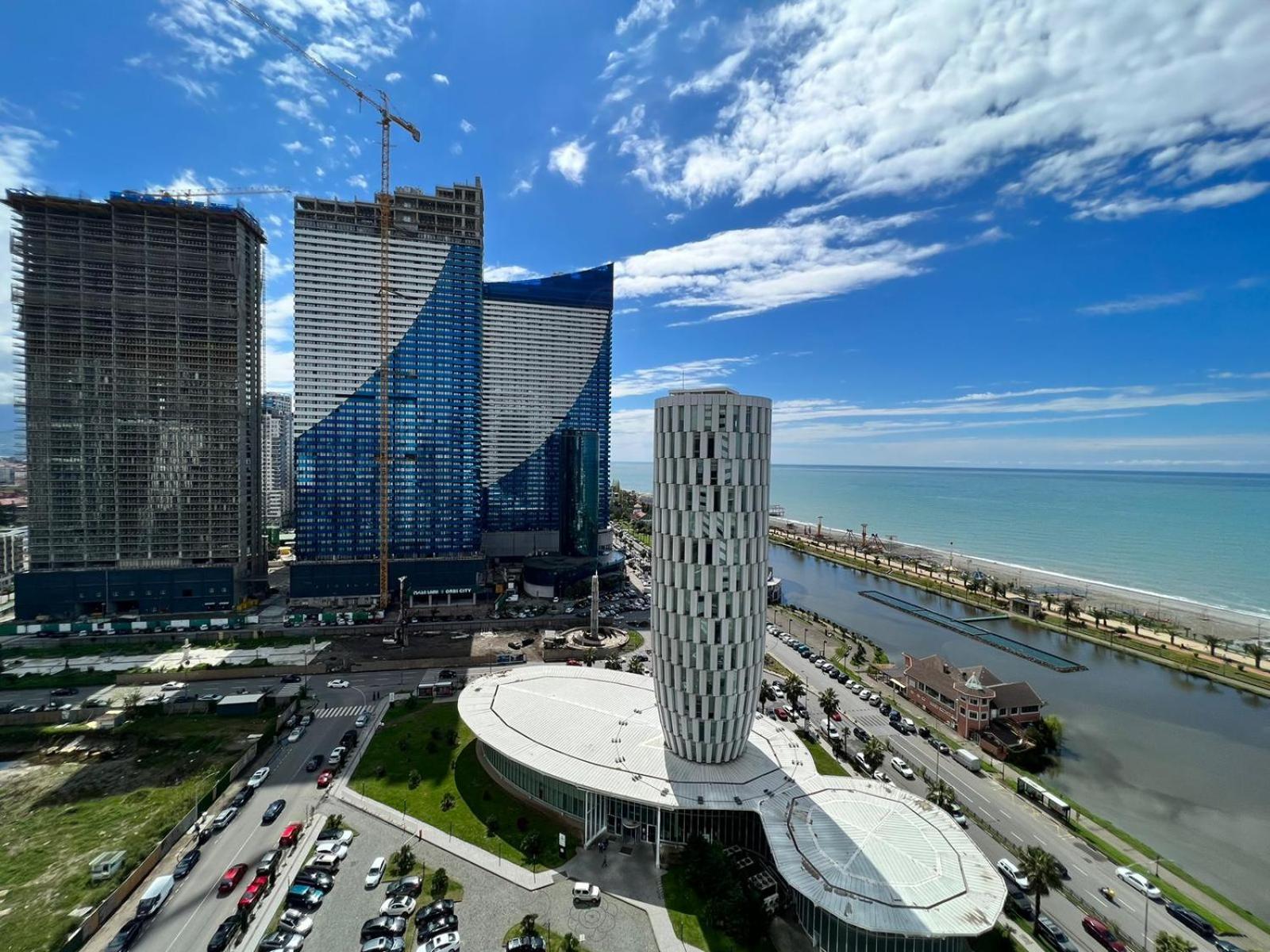 Your Sunshine Apartments Батуми Екстериор снимка